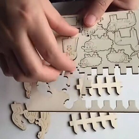 Wood Nativity Set - Picture 4 of 8